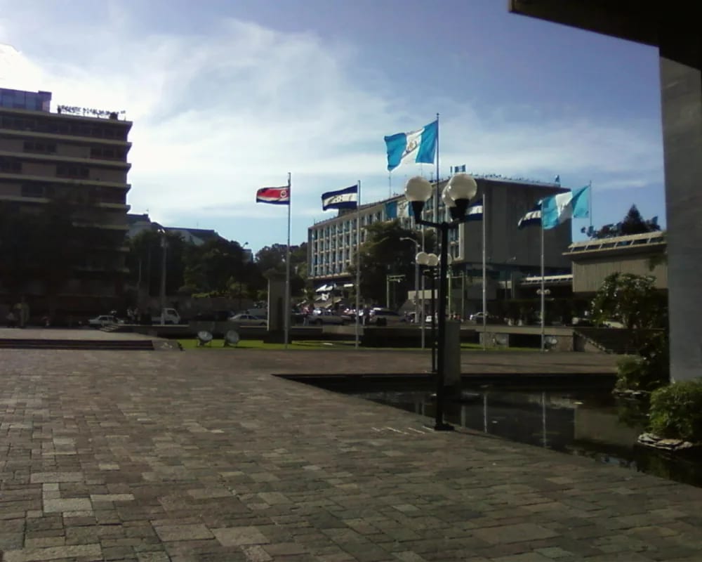 IGSS and Credito Hipotecario building used to illustrate Guatemalan payroll obligations