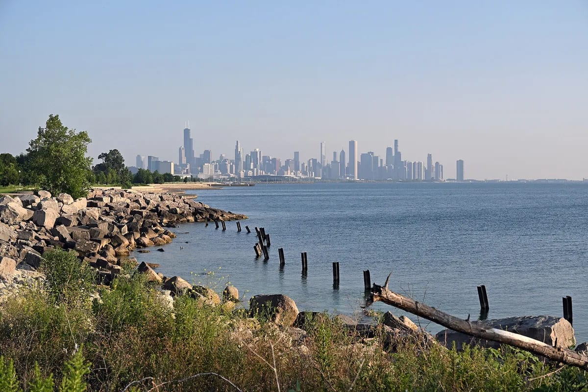 Morning skyline of downtown Chicago, Illinois, USA, from the lakefront