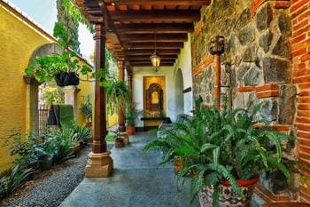5255 LUJOSA CASA EN VENTA EN BOSQUES DE ANTIGUA (CM) / PREGUNTE PRECIO