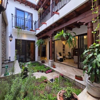 House for Sale with Views of the Volcanoes – Near Antigua Guatemala