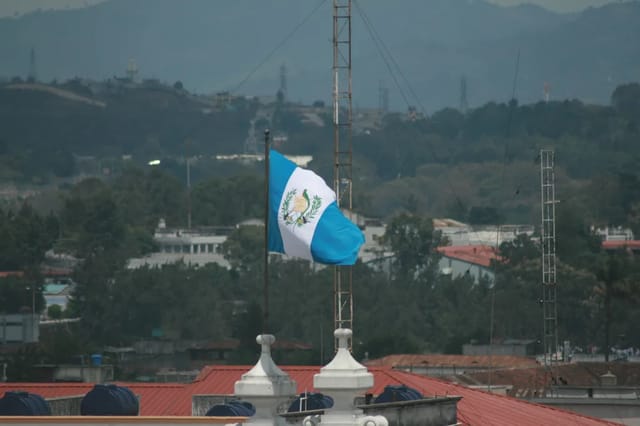 Send Packages to Guatemala from USA: Couriers + Customs (2026)