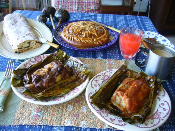 Tamales Negros: Sweet Black Tamales for Nochebuena